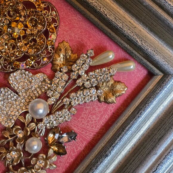 Handmade Framed Jewelry Art 6.75"W x 6.75"H - Picture 5 of 7